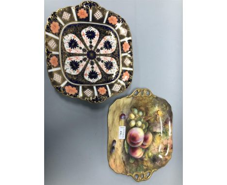 ROYAL CROWN DERBY IMARI PATTERN CABINET PLATE, along with a Royal Worcester plate, painted by R Austin (2)