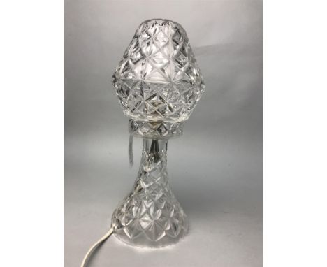 CUT CRYSTAL MUSHROOM SHAPED LAMP, 31cm high