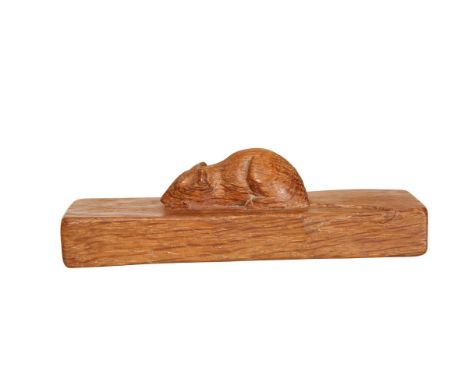 ROBERT THOMPSON OF KILBURNA MOUSEMAN OAK PAPERWEIGHT, of simple rectangular form with carved mouse signature. 10.5cm