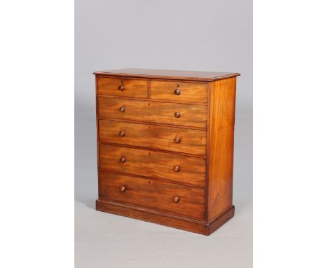 GILLOW, A MID 19TH CENTURY MAHOGANY CHEST OF DRAWERS, the moulded rectangular top above two short over four long graduated dr