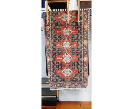 FINE NORTH WEST PERSIAN SENNEH RUNNER 295CMS X 95CMS