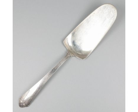 Sleek model with hammered handle. Decorative details on tip and at shoulders of stem. Netherlands, Utrecht, C.L.J. Begeer, 19
