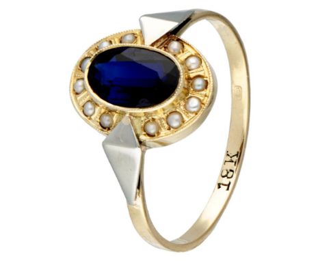 Hallmarks: 585. Set with a faceted synthetic sapphire of approx. 0.98 ct. (approx. 7.7 x 5.0 mm). Ring size: 18.25 mm / 57.5 