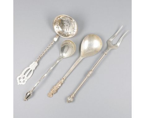 Consisting of a sugar spoon, jam spoon, sugar sifter spoon and meat fork. United Kingdom / Netherlands, 19th / 20th century, 