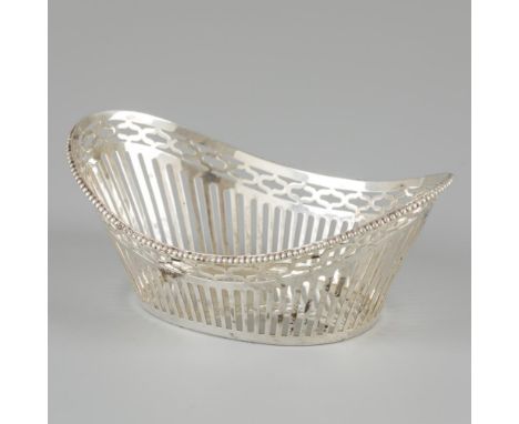 Oval boat-shaped model with openwork sides and soldered pearl rim. Netherlands, Haarlem, A.A. Heighteiling &amp; A. Presburg,