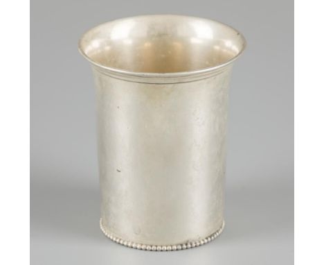 Sleek model with pearl rim on foot. Netherlands, Voorschoten, J.M. van Kempen &amp; Sons, 1886, hallmarks: lion, Minerva, mak