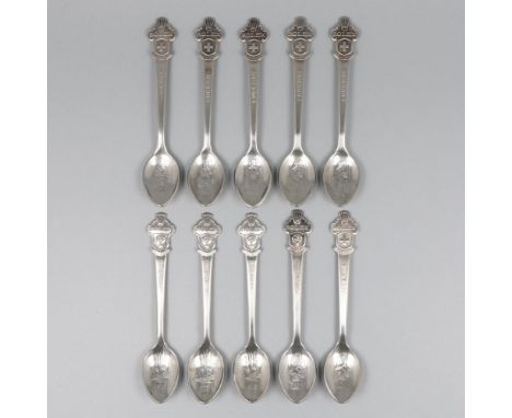 These 10 stainless steel Rolex teaspoons come from Rolex dealer Bucherer. The spoon has the Rolex logo and the place names Ge