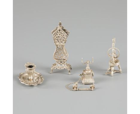 Lot consisting of a standing watch with movement (not tested for functioning), spinning wheel, hand candlestick and a telepho