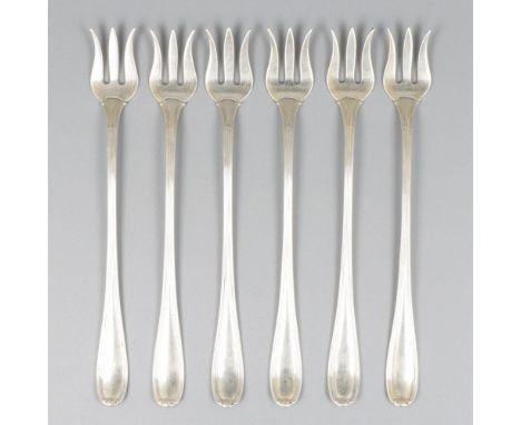 Slim model with trident fork and edging. USA, Providence Rhode island, Alvin manufacturing Co., early 20th century, hallmarks
