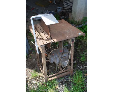 A circular Saw Bench  **.