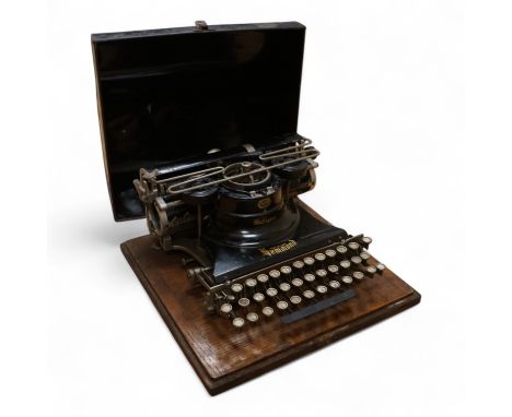 An early 20th century oak and tinplate Hammond Multiplex typewriter, Made in U.S.A.