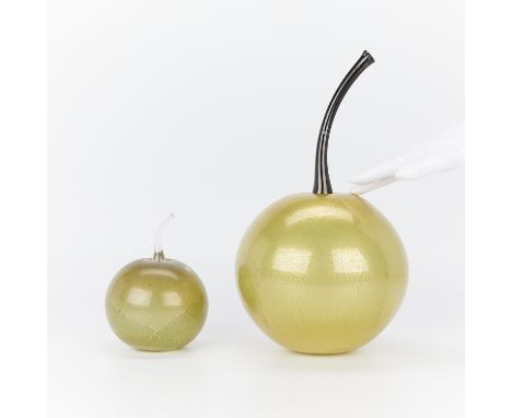 Richard "Dick" Huss (American, b. 1946). Group of two glass fruits. The largest signed and dated 1998 along the underside. Th
