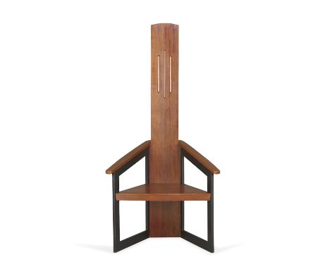 Wooden pine Modernist corner chair with three carved grooves along the back splat. Bearing similarities to Bob &amp; Dries va