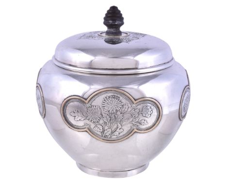  An American silver ovoid tea caddy by The Sweetser Co.,   New York ( 14K  &  Sterling  ,  S  ), early 20th century, with a t
