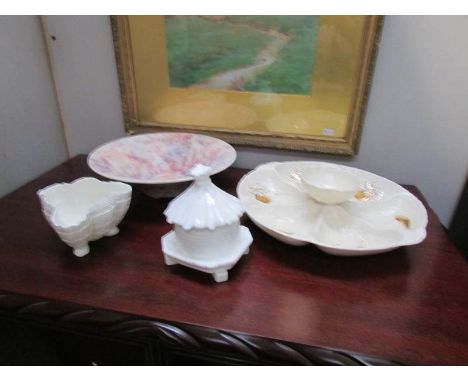 4 items of china including Royal Worcester, Wedgwood and Crown Devon