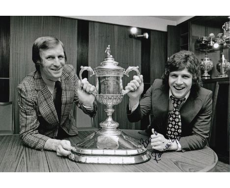 Football Autographed RONNIE GLAVIN 12 x 8 photo : B W, depicting Celtic captain Billy McNeill and new signing RONNIE GLAVIN p