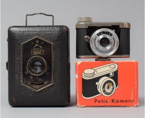 A Vintage Zeiss Ikon Pocket Camera with Novar Anastigmat Lens Together with a Mid 20th Century Walter Kunik Petie-Kamera in O