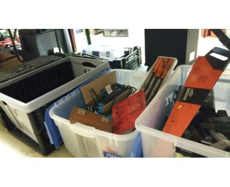 Quantity of tools