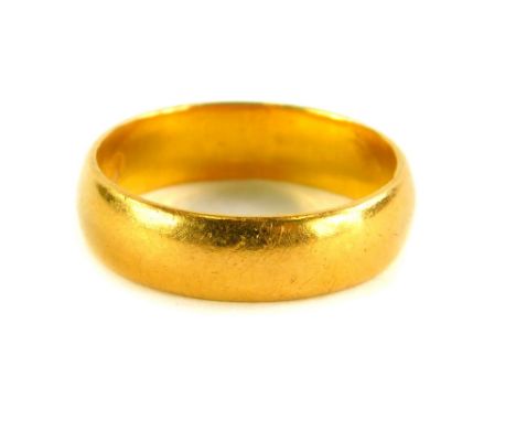 A 22ct gold wedding band, of plain design, ring size K, 4.8g.