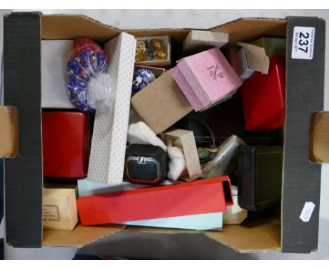 A large collection of costume jewellery and boxed trinket sets including beads, brooches, necklaces, earrings, compact etc 