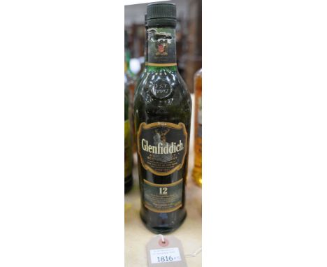 Five bottles mixed Lot Scotch Malt Whisky comprising 1 bottle Glenfiddich 12yo “Signature” 40%, 1 bottle Glenfiddich 12yo Spe