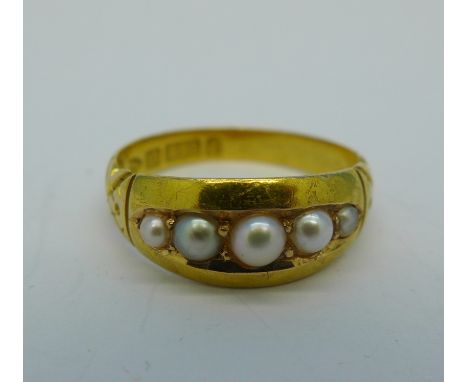 A Victorian 15ct gold, five pearl ring, Chester 1886, 2.5g, K