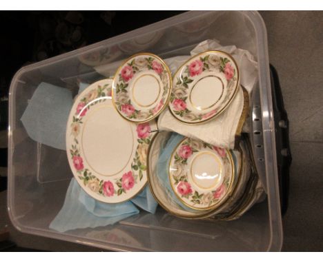 Royal Worcester floral decorated dinner service 