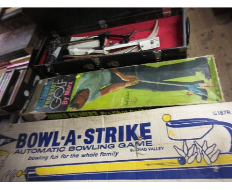 Yamaha YTD2 composite bow in fitted box with various accessories and arrows, together with a boxed children's Bowl a Strike g