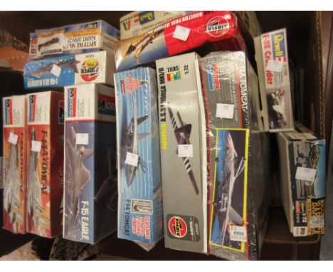 Quantity of various boxed aircraft scale models including Monogram and Academy 