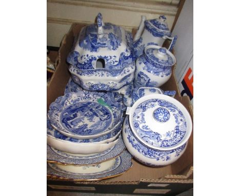 Large quantity of modern Spode Italian pattern blue and white transfer printed pottery, including: a large covered tureen, gr