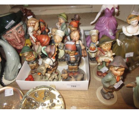 Collection of fifteen various Goebel Hummel figures of children (nine at fault) 