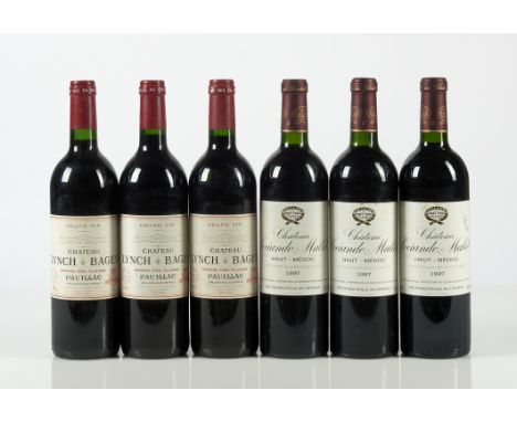  Selezione Bordeaux 1997  Château Sociando-Mallet  Haut Medoc  WS 88/100  Etichette lievemente macchiate, 1 bt etichetta stra
