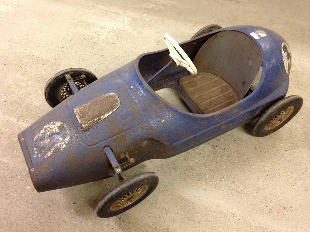 triang vanwall pedal car