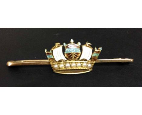 15ct gold Merchant Navy sweetheart bar brooch decorated with enamel and seed pearls. Approx weight 4.5g.