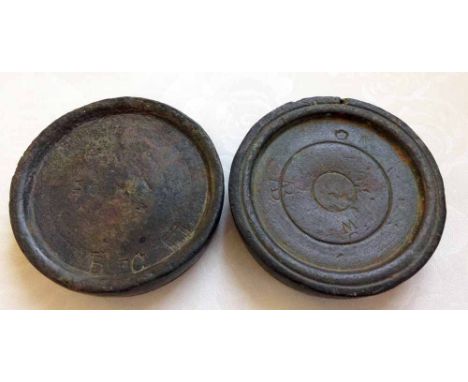 2 antique bronze trade weights one marked W with a crown (Wiliiam) and one marked VR with crown (Victoria). 15&frac34;oz. &am