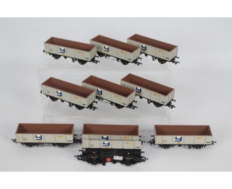 Bachmann - 10 x unboxed 00 gauge Yeoman POA Mineral Box wagons # 37554. They appear in Near Mint condition with only a few mi