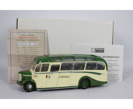 Original Classics - A boxed limited edition 1:24 Bedford OB Duple Coach in Crossville livery with working lighting. The model