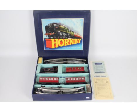 Hornby - A vintage boxed O gauge No. 41 Tank Passenger Set. # 40026. This is unsold stock from long closed shop so is in unus