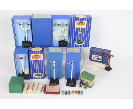 Hornby Dublo - Dinky - 9 x boxed items including, # ED1  Single Arm Signal x 2, ED3  Junction Signals x 2, # ED2 Double Arm S
