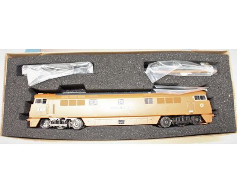 A Heljan Model No. 5203 00 gauge model of a Class 52 No. D1015 Western Champion diesel locomotive finished in gold and ochre,