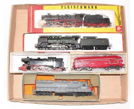 Five various boxed and loose H0 scale European and American Outline locomotives, to include a Fleischmann No. 4177 2-10-0 Ger