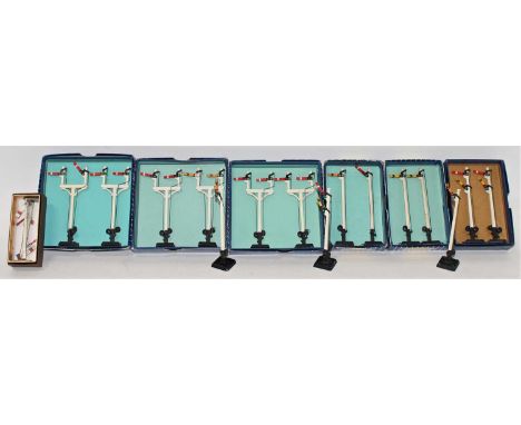 Hornby Dublo Manual Signals, all boxed with internal fitments, 5x Home Junction, 1x Distant Junction, 2x Double Arm, 3x Singl