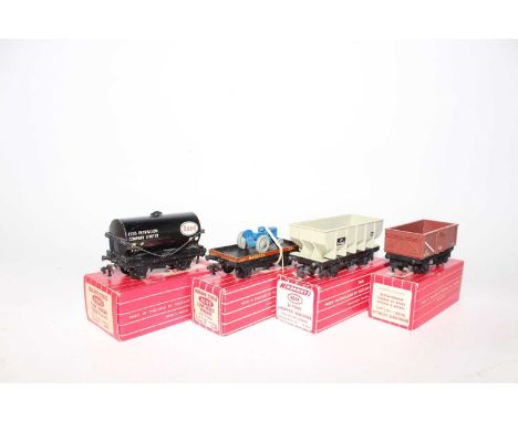 Four Hornby-Dublo goods wagons: 4644 21-ton hopper (E-BErepro); 4649 low sided with tractor (NM-BE); 4680 Esso Fuel Oil (E-BV