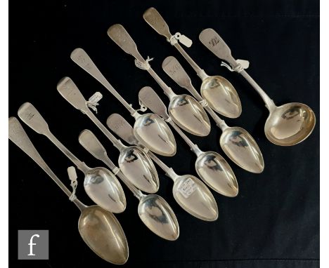 Eleven Georgian and later hallmarked silver flatware to include dessert spoons, table spoon, total weight 15.5oz,  various pa