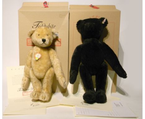 Two Steiff Limited Edition Teddy Bears, Petsy 1928 and Schwarzbar black, Petsy 35cm, 407451 white tag, 01946 of 4000, boxed w