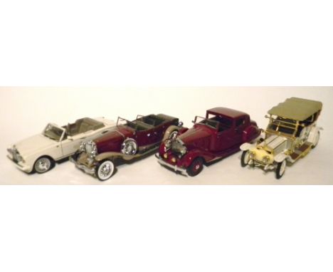 Twelve Franklin Mint 1:24 scale classic car models, all with original packaging (12 items). 