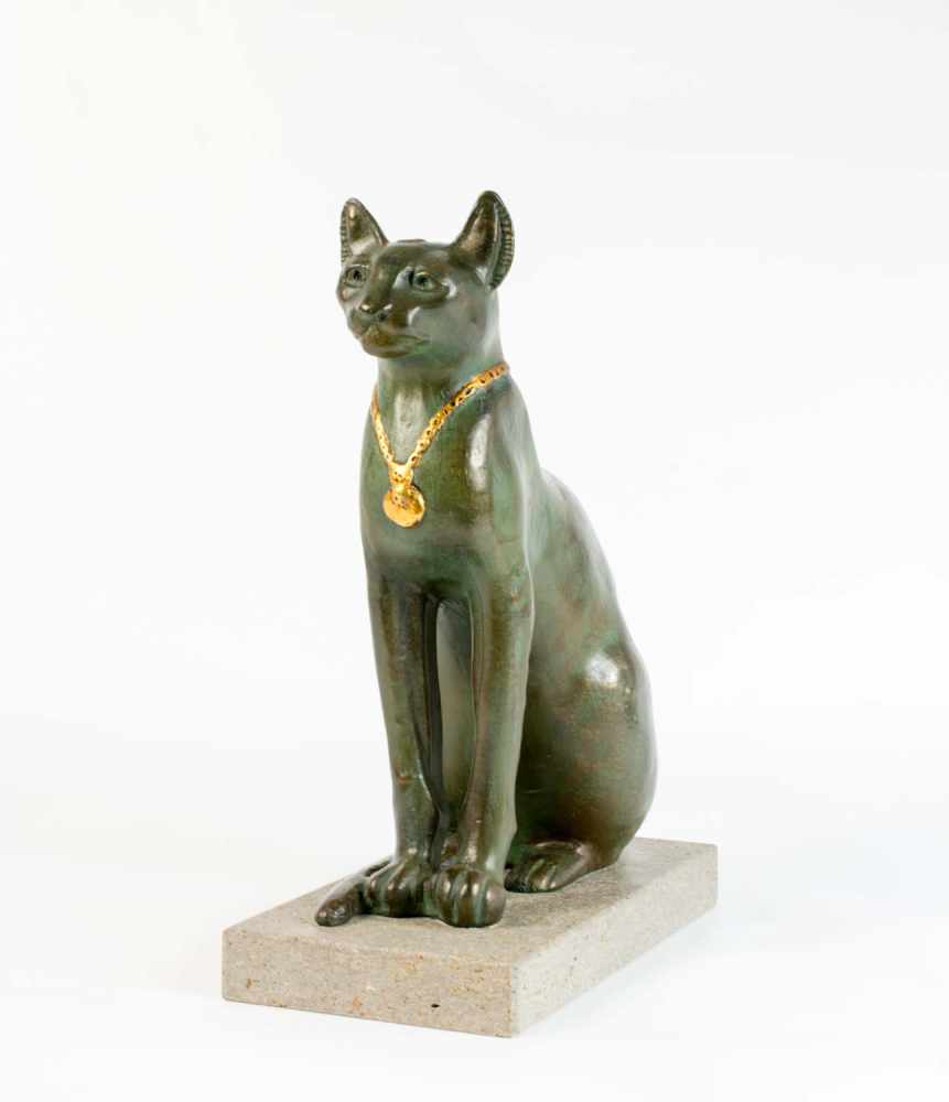 Unbekannter Kunstler Jh Sitzende Bastet Bronzeguss Grun Patiniert Die Agyptische Gottin