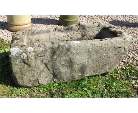 Small stone water trough/planter - Approx Length: 86cm&nbsp; Width: 38cm&nbsp; Height: 25cm 