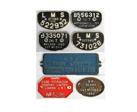 A Lot containing Wagon Plates. D Plate LMS 12 tons 522932. D Plate B 556312 16 tons. D plate B 335071 24.5 tons SHILDON. D Pl