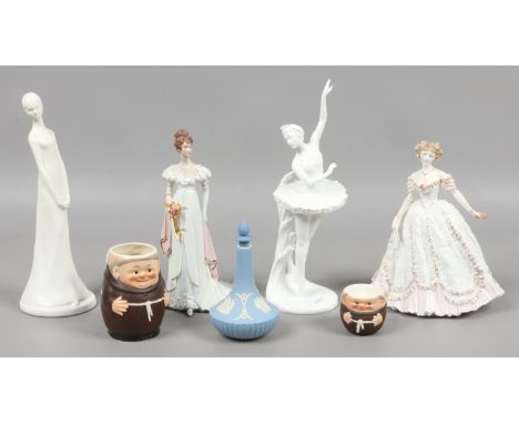 A group of collectable ceramics and figures to include Royal Worcester, Franklin Mint, Wedgwood etc.